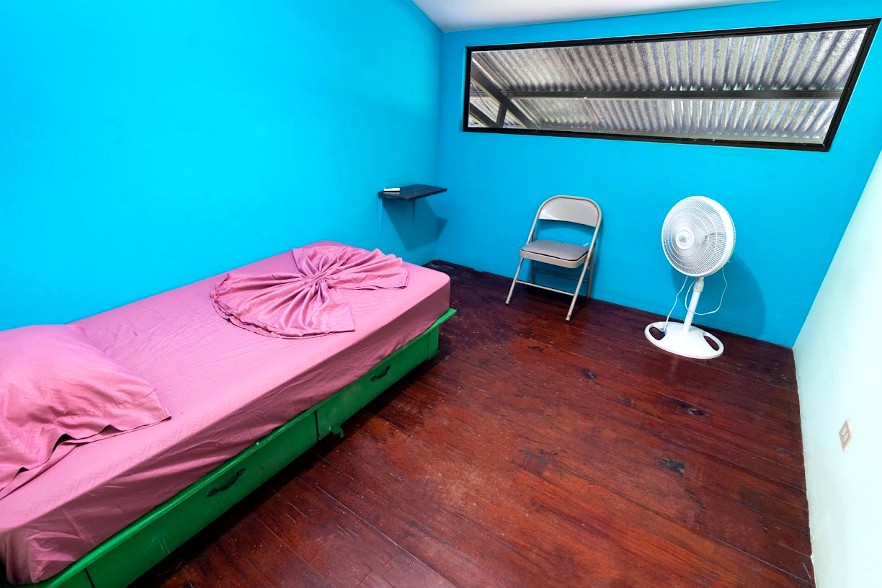 private room in Costa Rica research centre