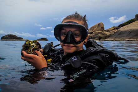 A day in life of a Marine Conservation volunteer 