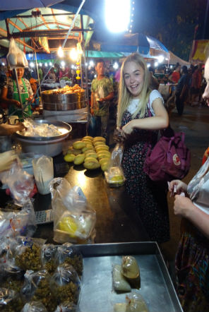 Market in Cha am